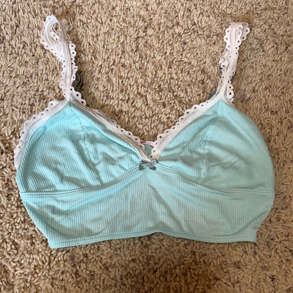 LIKE NEW Victoria’s Secret Sexy Lace lounge/sleep bra in beautiful aqua color! - Picture 1 of 4